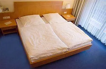 - Restaurant Jockel 酒店 Freiensteinau